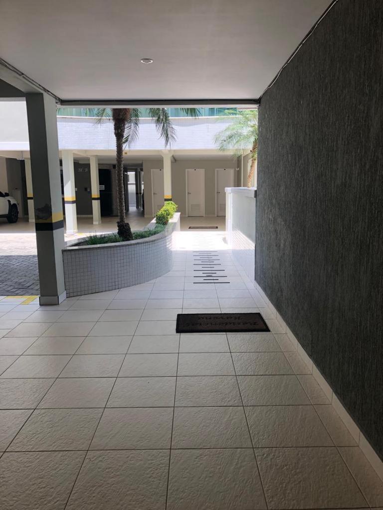 Apartamento Ravena - Praia Dos Ingleses Florianópolis 外观 照片